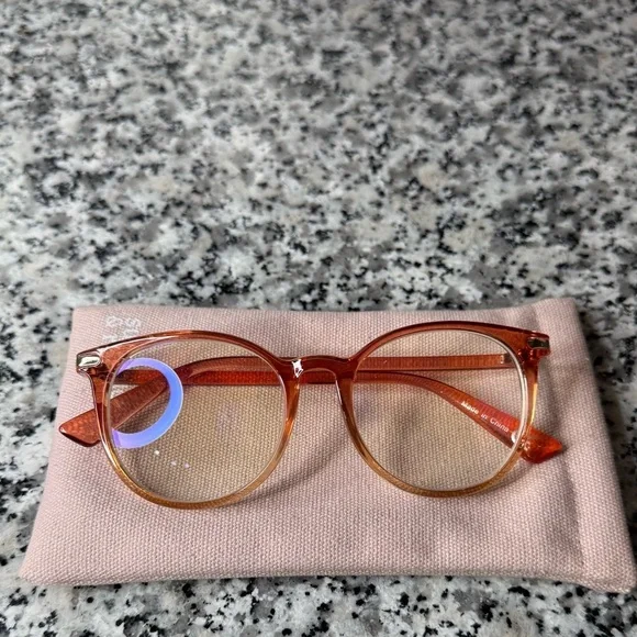 Summer & Rose Zoey Recycled Blue Blockers Glasses - Picture 1 of 10